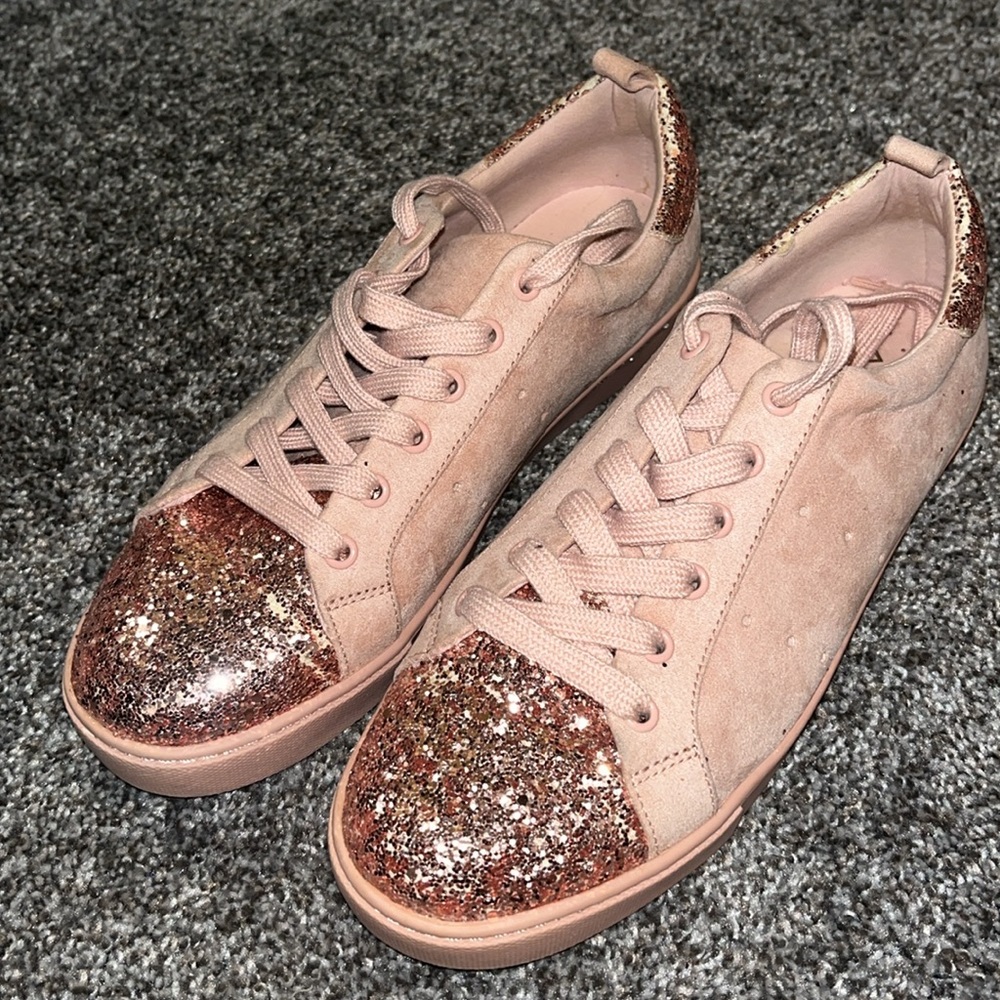 Aldo Glitter Shoes size 8